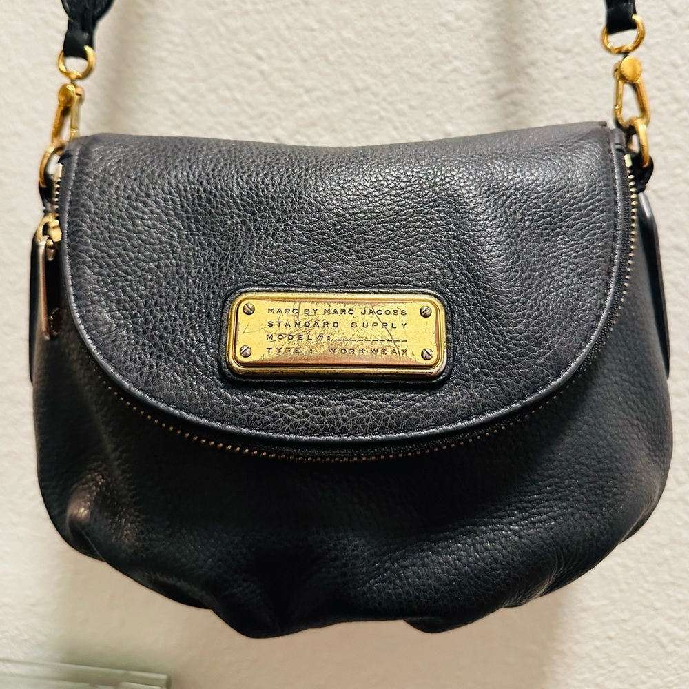 Black leather Mark Jacobs Crossbody bag